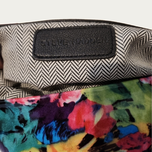 SPRING Floral Steve Madden Floral Clutch - Multicolor GUC - Picture 8 of 12